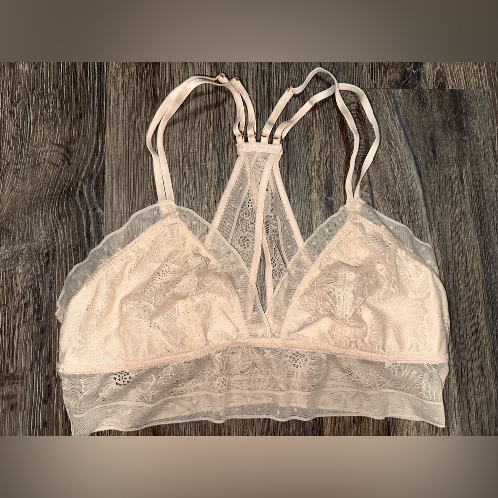 Bundle Of 2 Size Medium Forever21 & Aerie  Strappy Lace Bra Bralettes